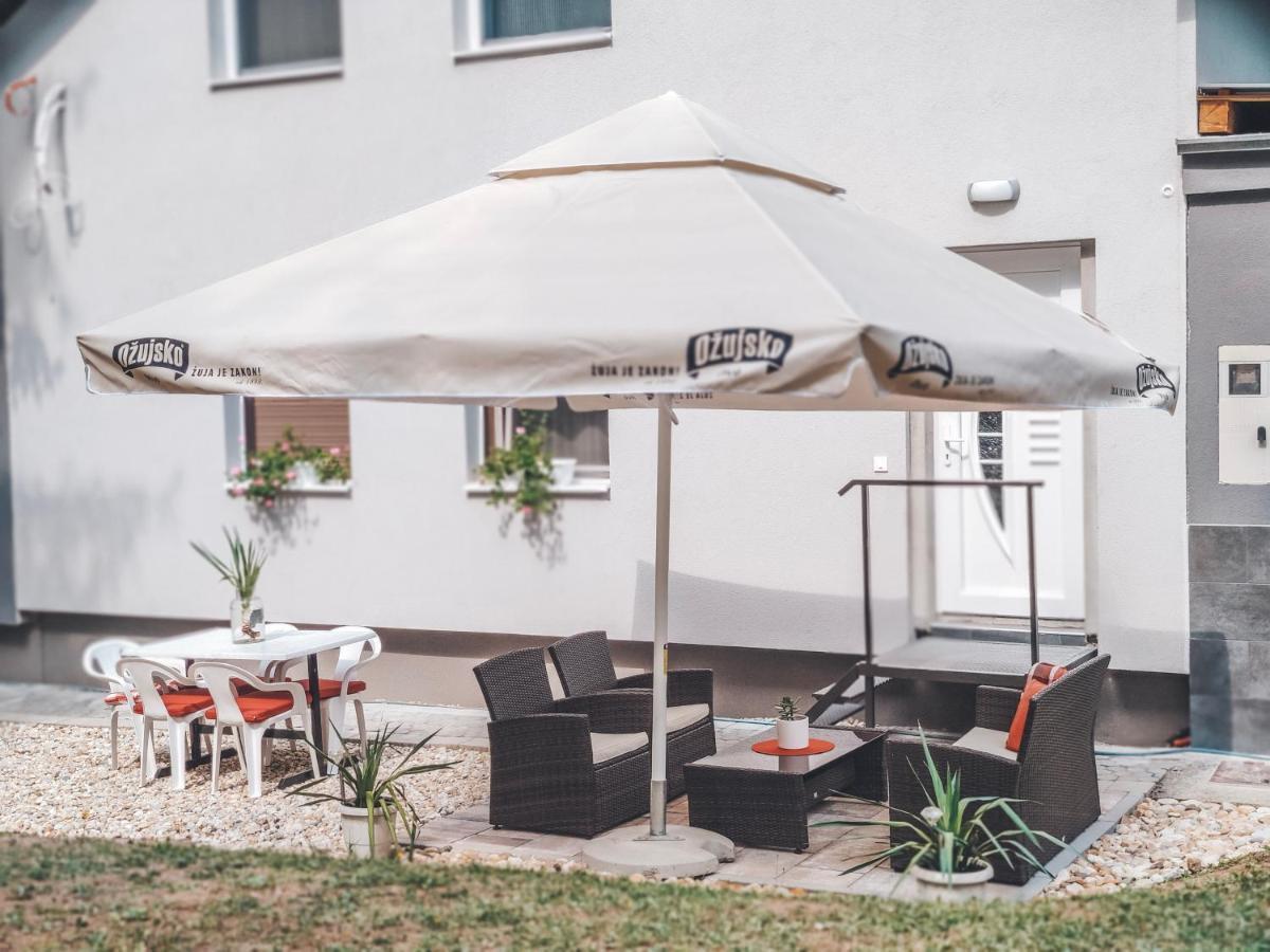 Villa-Apartments Bognar Velika 외부 사진